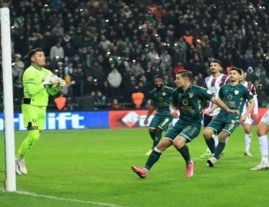 Kocaelispor ve Bandırmaspor Ortasında 2-2 Beraberlik